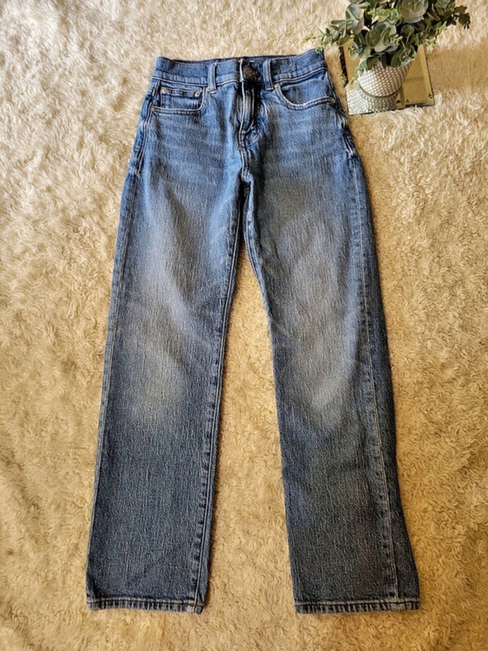 Madewell '90s Straight Jeans in Medium Blue  | Enmore Wash | 23P | 26" Inseam